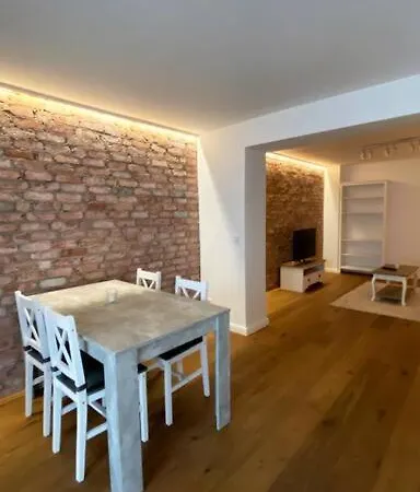 Exklusive 2-zimmer Am Osterdeich Mit Stil Brema